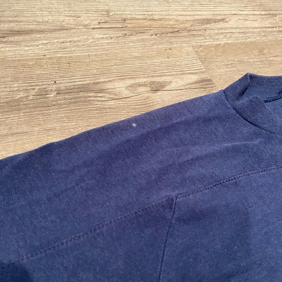 Vintage Walt Disney World Epcot Center 1 Button Crew Neck T-Shirt Men’s Size M - Picture 6 of 6